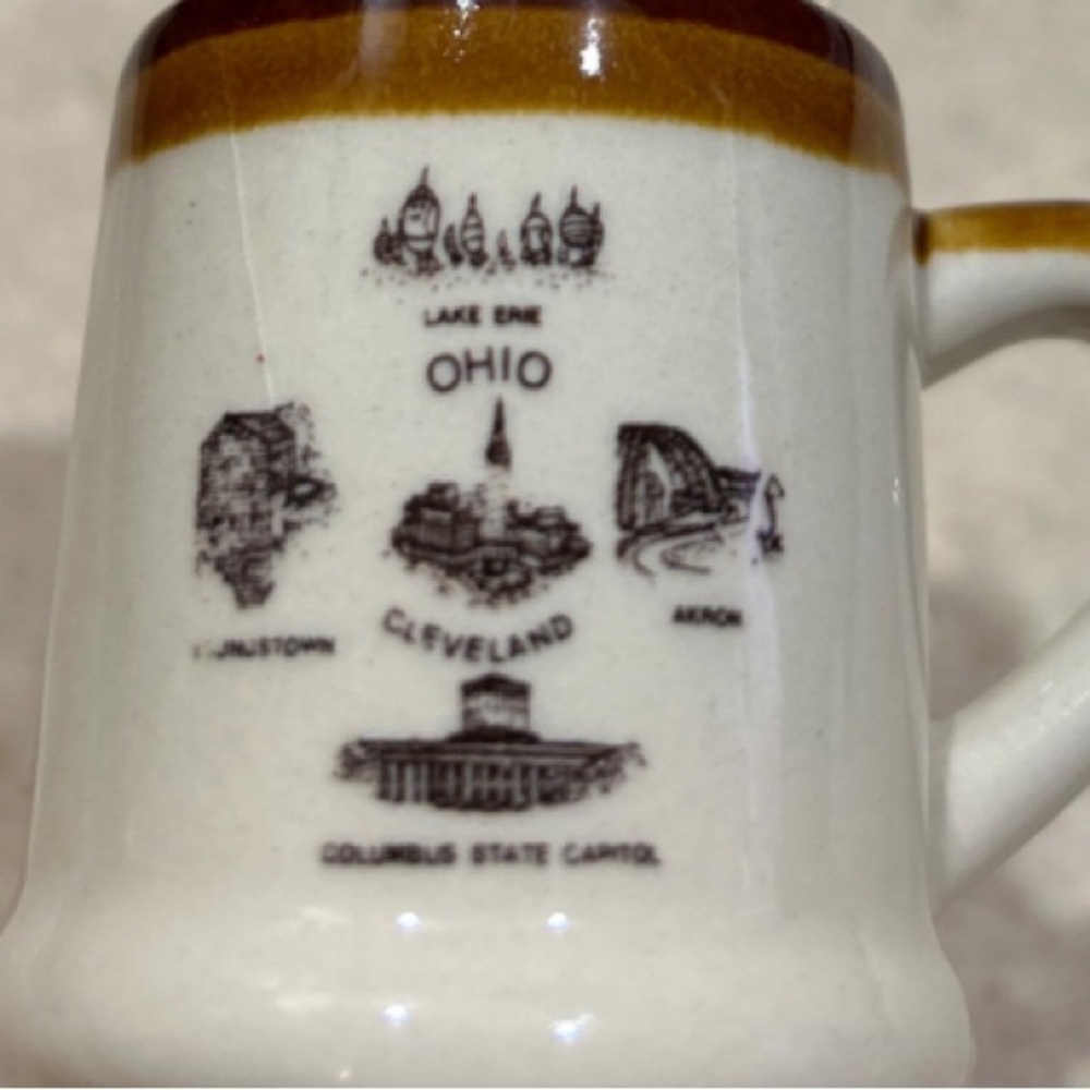 Vintage “Ohio” Stoneware Mini Mug Matchstick Holder Striker - Picture 2 of 7